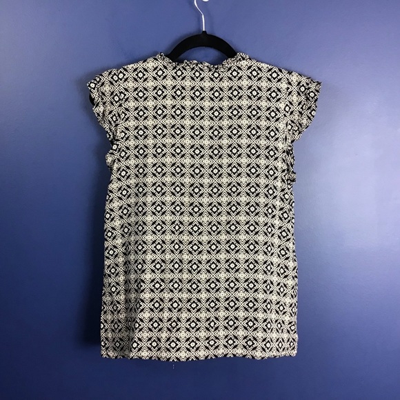 THML Flutter Sleeve Boho Embroidered Top - Picture 4 of 6